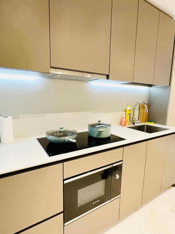 Luxury Suites At Eaton Klcc Kuala Lumpur Luaran gambar