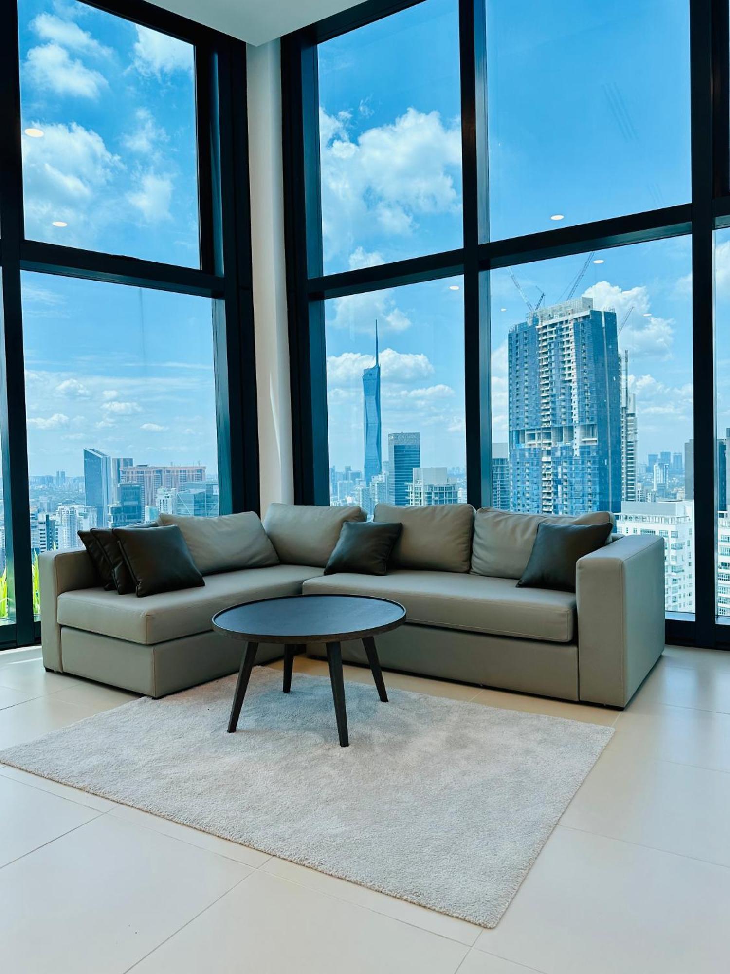 Luxury Suites At Eaton Klcc Kuala Lumpur Luaran gambar