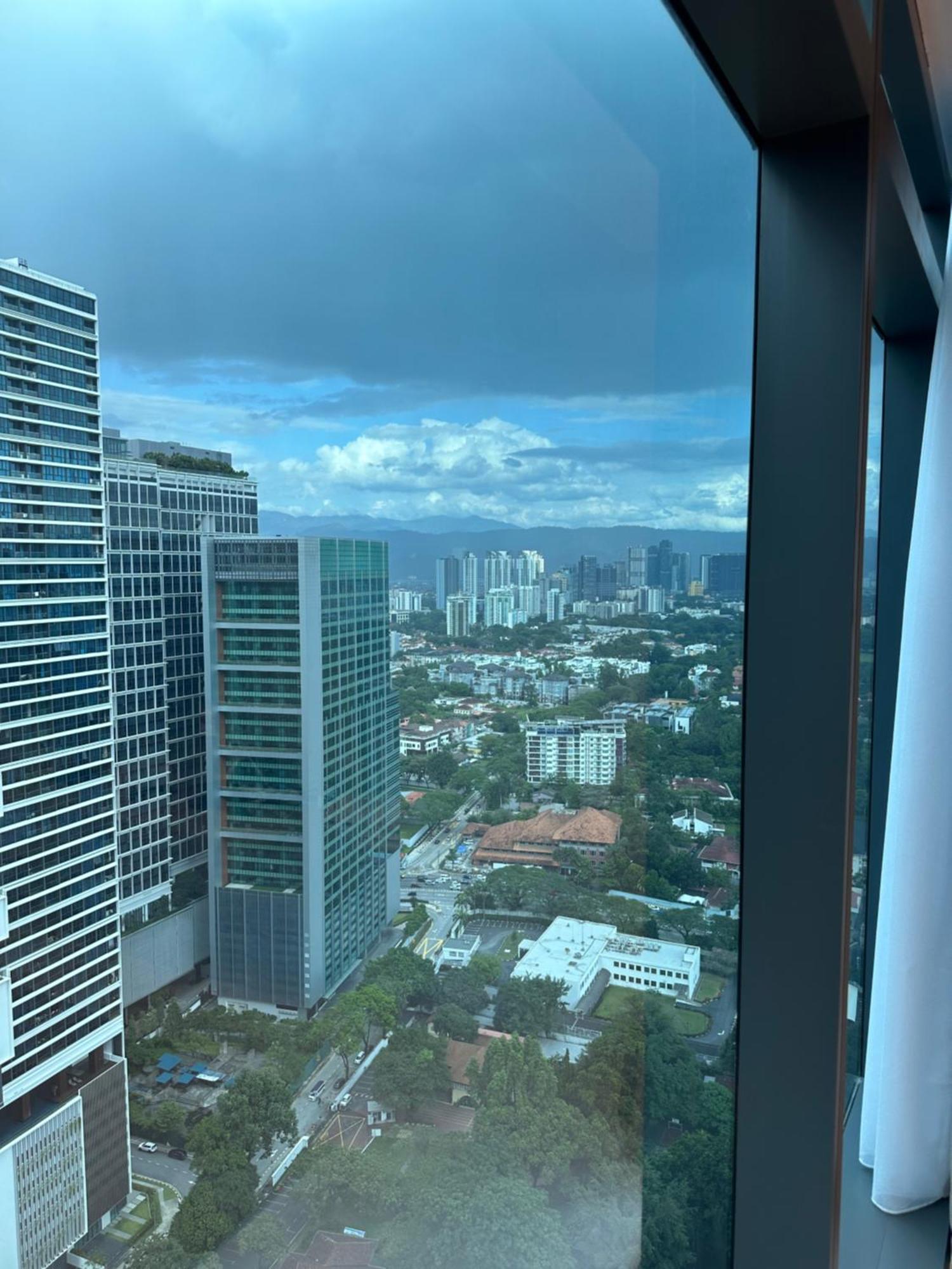Luxury Suites At Eaton Klcc Kuala Lumpur Luaran gambar